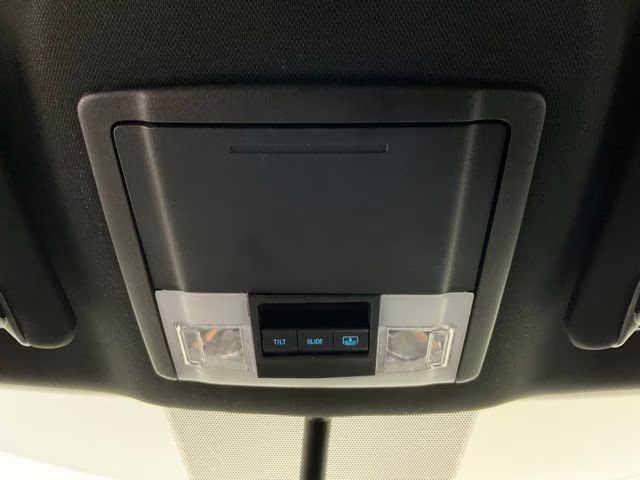 2018 Ingot Silver Ford Explorer Limited FWD SUV