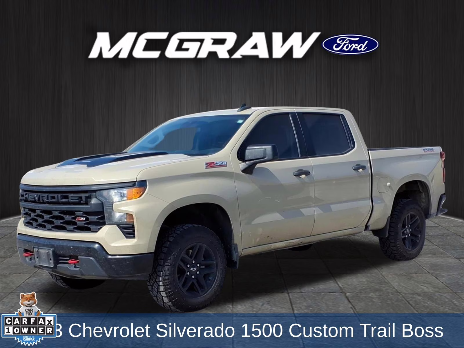 2023 Sand Dune Metallic Chevrolet Silverado 1500 Custom Trail Boss 4X4 Truck