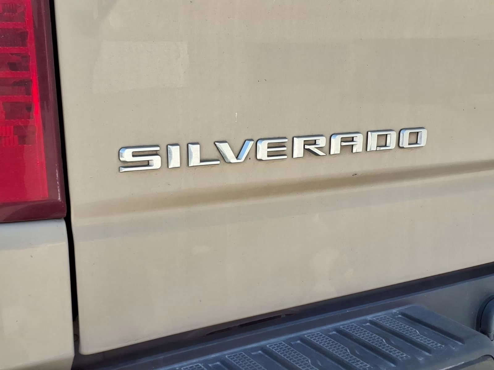 2023 Sand Dune Metallic Chevrolet Silverado 1500 Custom Trail Boss 4X4 Truck