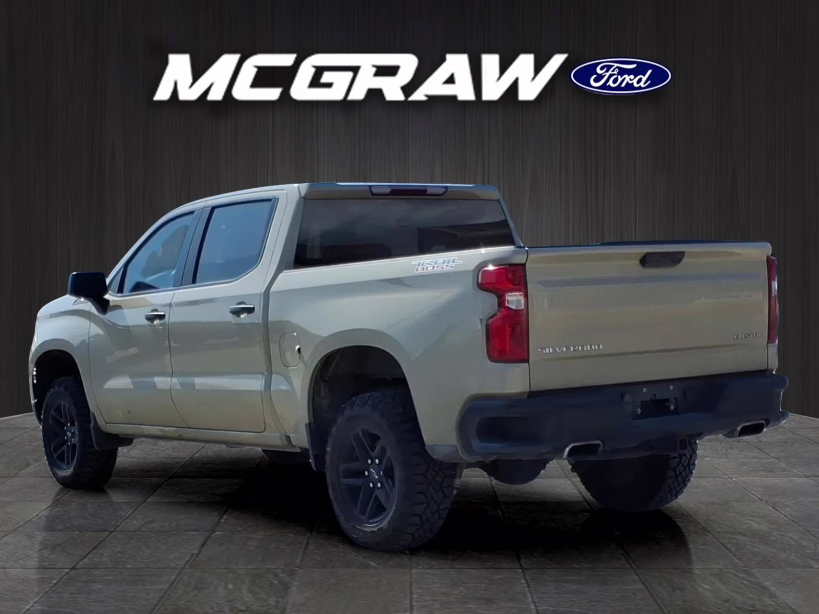 2023 Sand Dune Metallic Chevrolet Silverado 1500 Custom Trail Boss 4X4 Truck