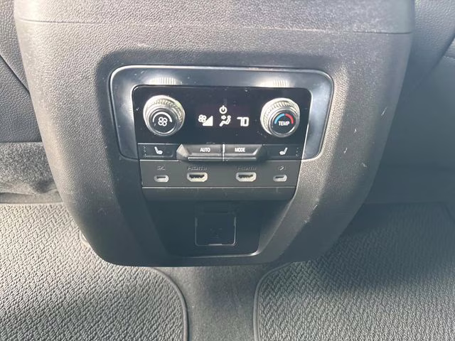 2022 Onyx Black GMC Yukon XL Denali 4X4 SUV