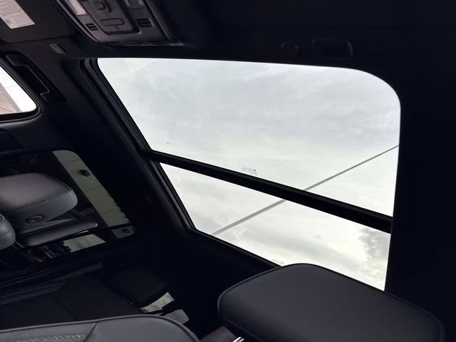 2022 Onyx Black GMC Yukon XL Denali 4X4 SUV