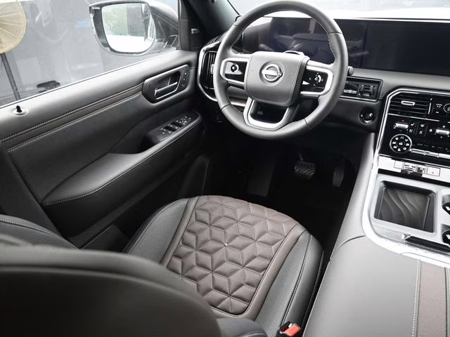 2026 Everest White Pearl Tricoat Nissan Armada Platinum Reserve 4X4 SUV