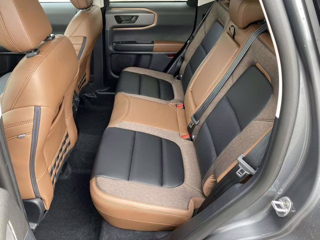 2026 Gray Metallic Ford Bronco Sport Outer Banks 4X4 SUV