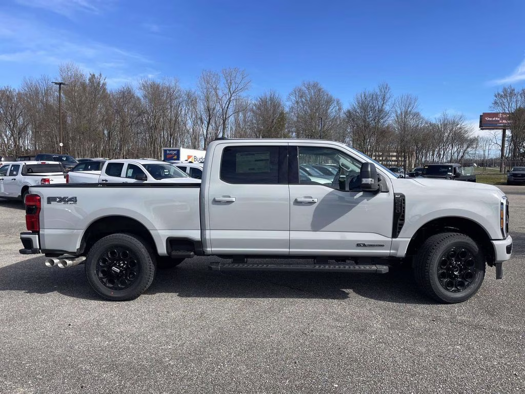 2026 Avalanche Ford Super Duty F-250 SRW XLT 4X4 Truck