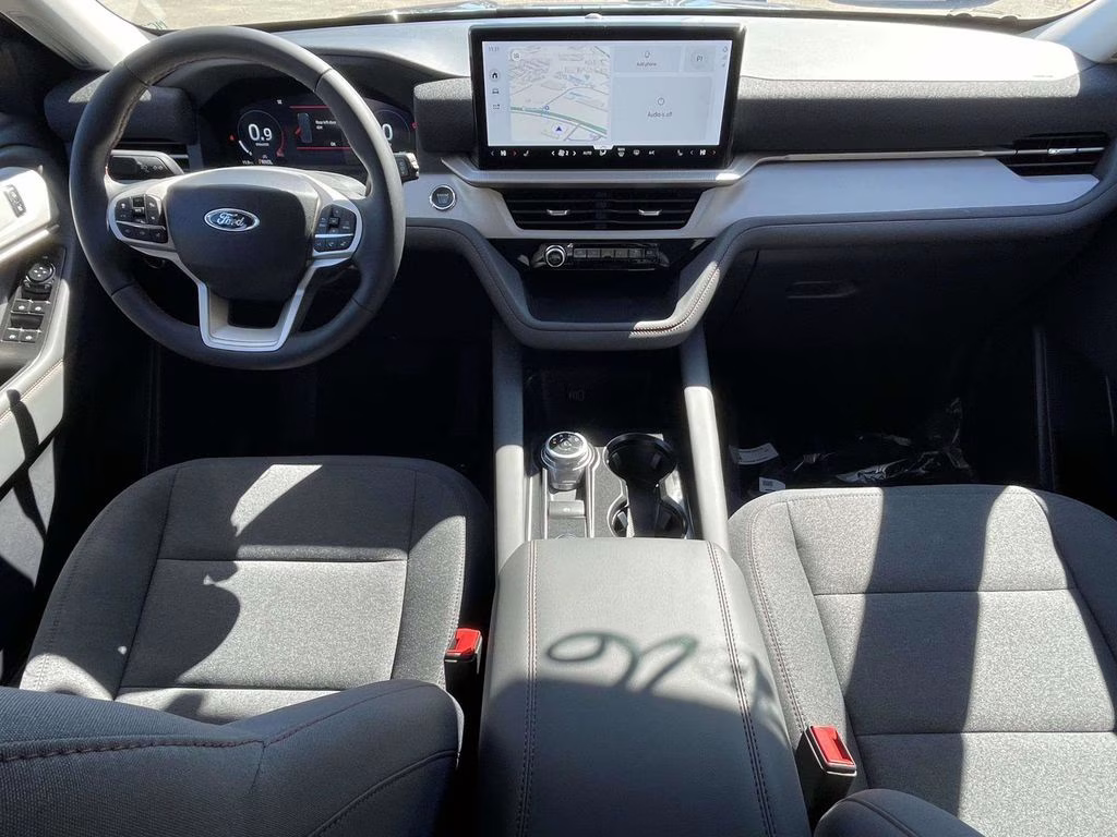 2026 Agate Black Metallic Ford Explorer Active RWD SUV