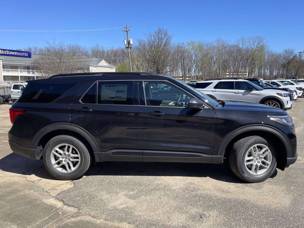 2026 Agate Black Metallic Ford Explorer Active RWD SUV