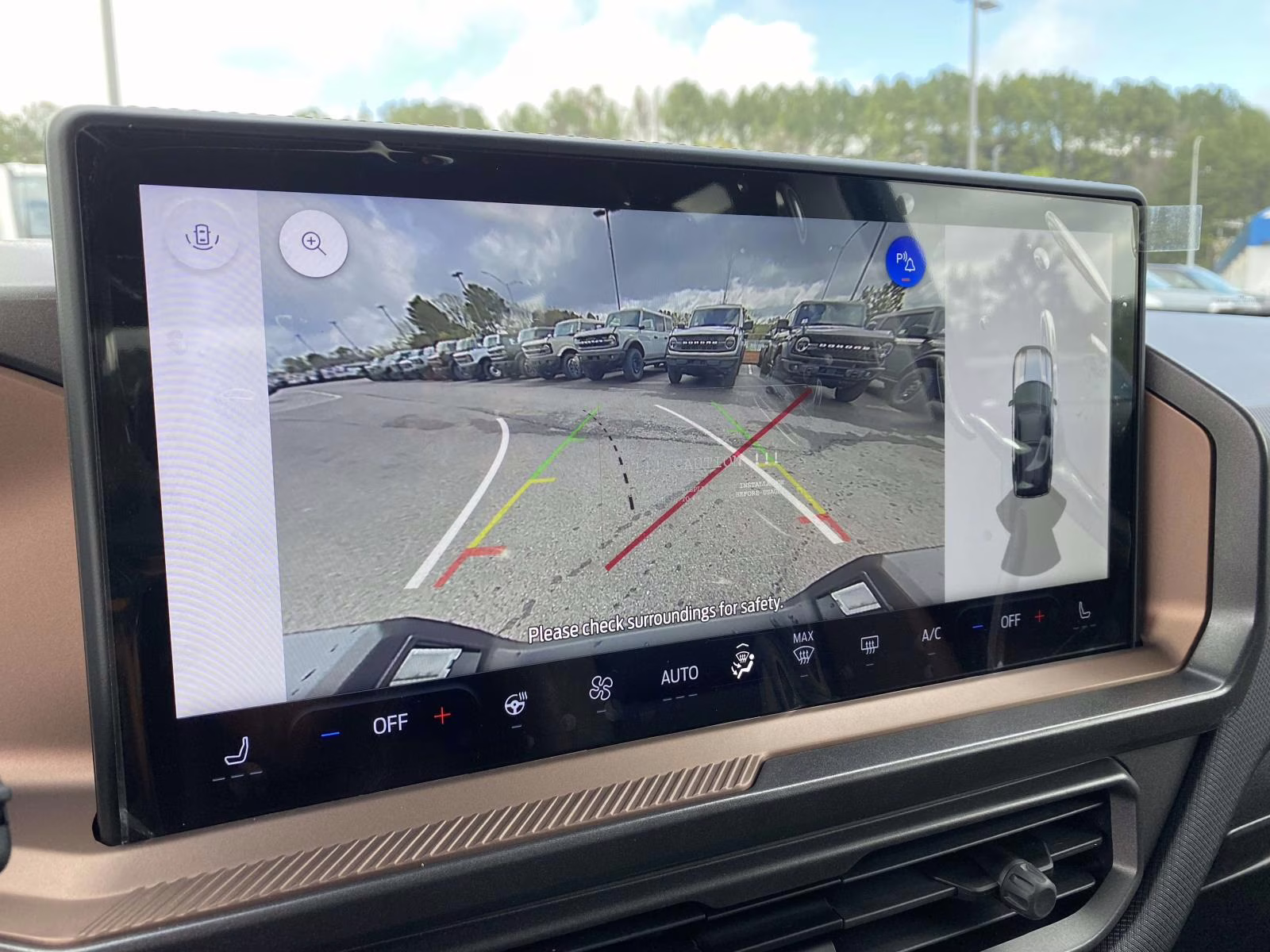 2026 Gray Metallic Ford Bronco Sport Outer Banks 4X4 SUV