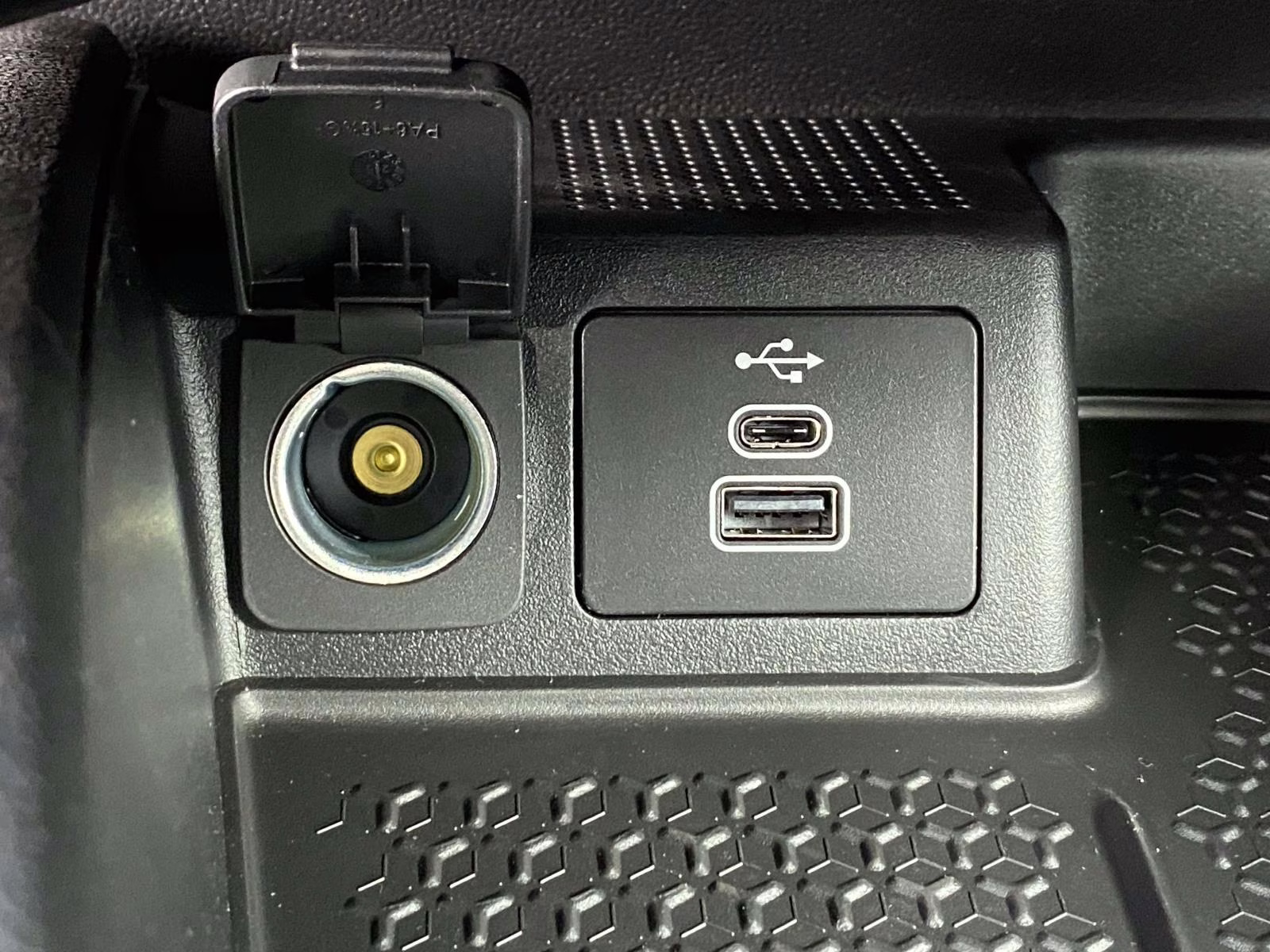 2026 Gray Metallic Ford Bronco Sport Outer Banks 4X4 SUV