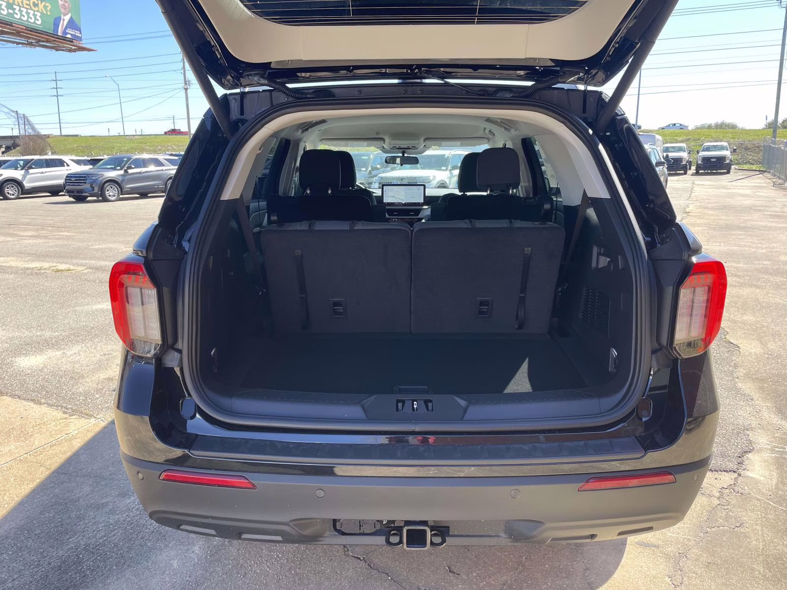 2026 Agate Black Metallic Ford Explorer Active RWD SUV