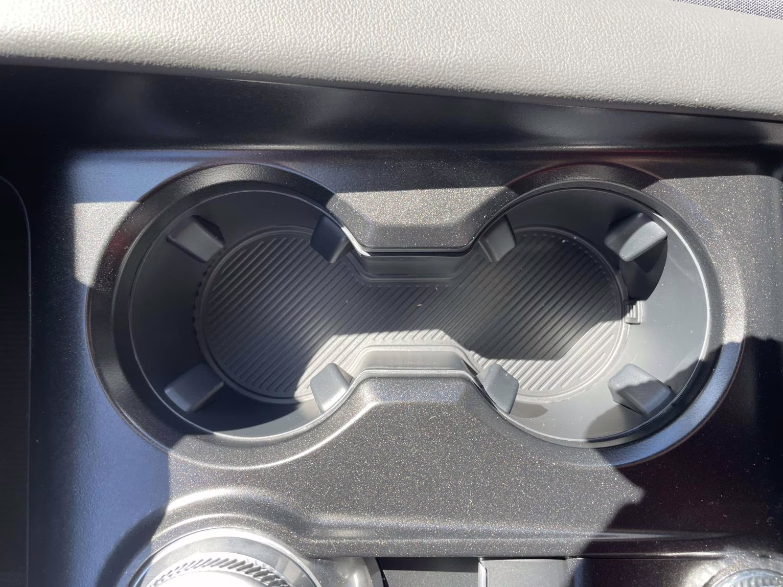 2026 Agate Black Metallic Ford Explorer Active RWD SUV