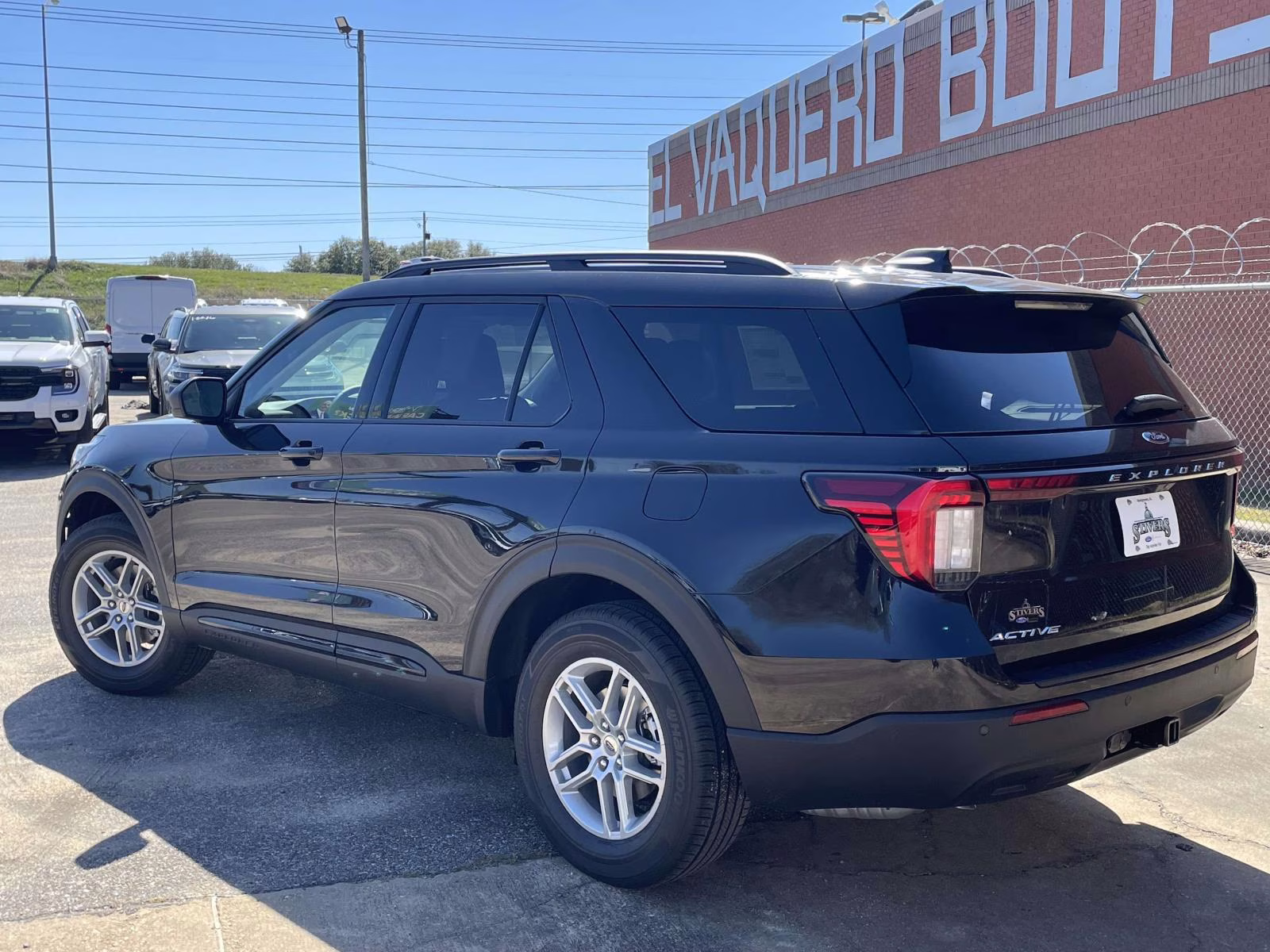 2026 Agate Black Metallic Ford Explorer Active RWD SUV
