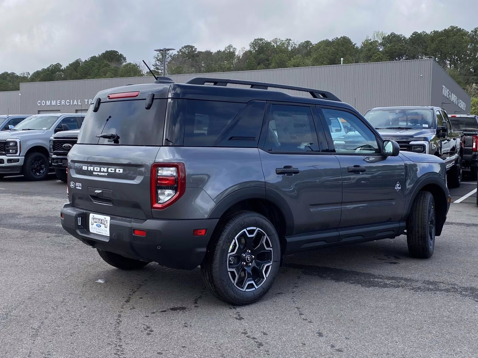 2026 Gray Metallic Ford Bronco Sport Outer Banks 4X4 SUV