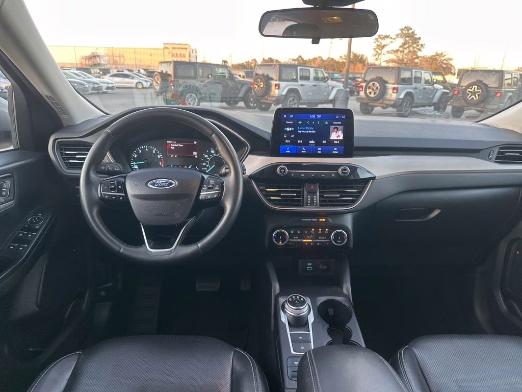 2022 Gray Ford Escape SEL AWD SUV
