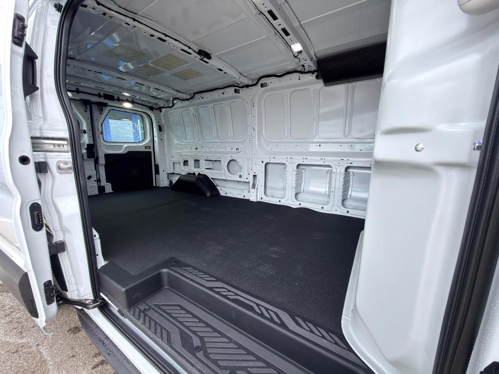 2026 Oxford White Ford Transit 250 RWD Van