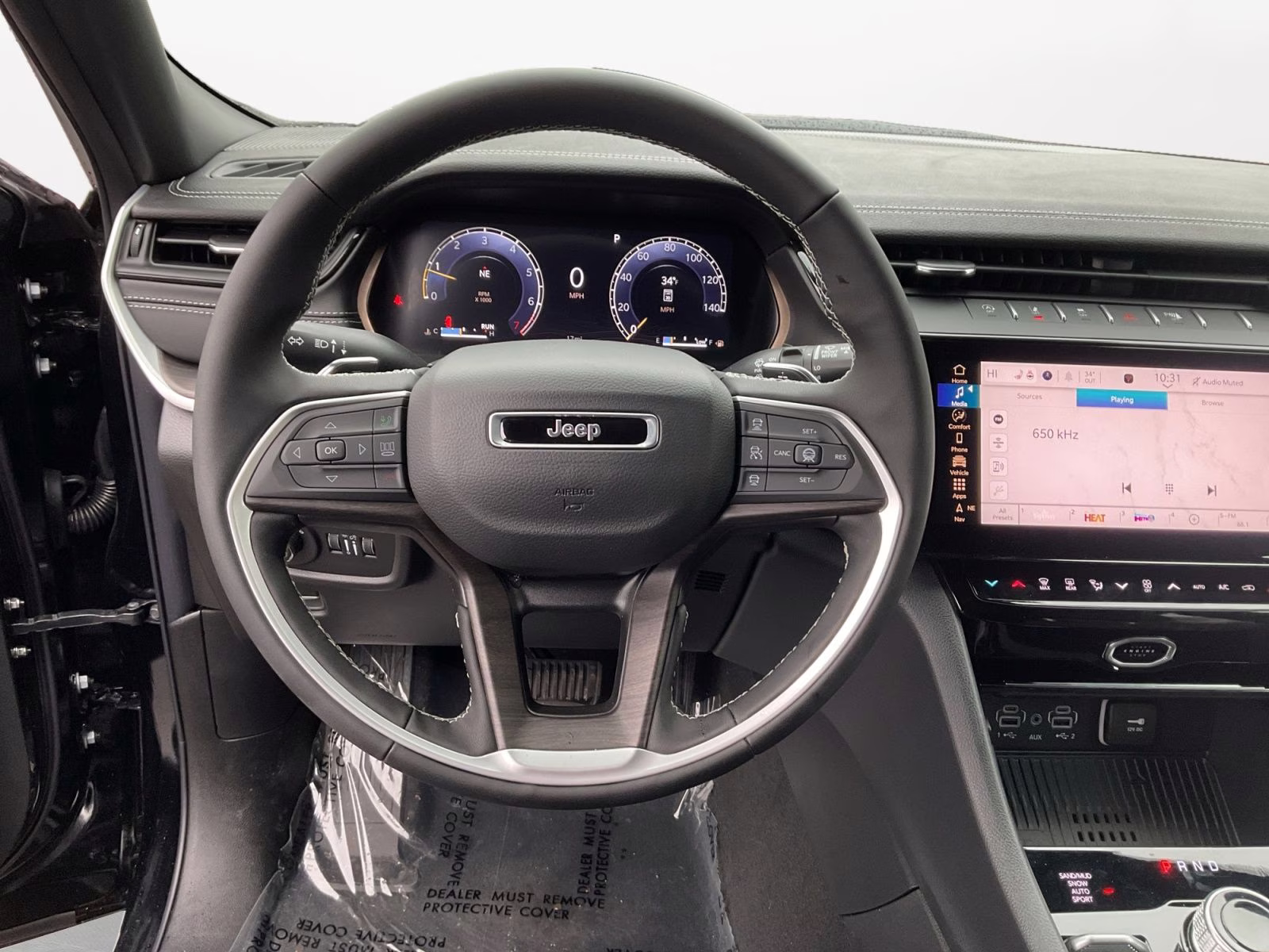 2026 Diamond Black Crystal Pearlcoat Jeep Grand Cherokee Limited 4X4 SUV