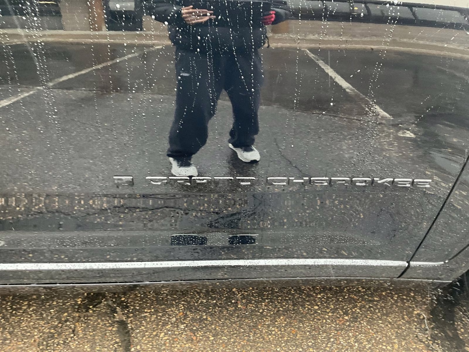 2026 Diamond Black Crystal Pearlcoat Jeep Grand Cherokee Limited 4X4 SUV