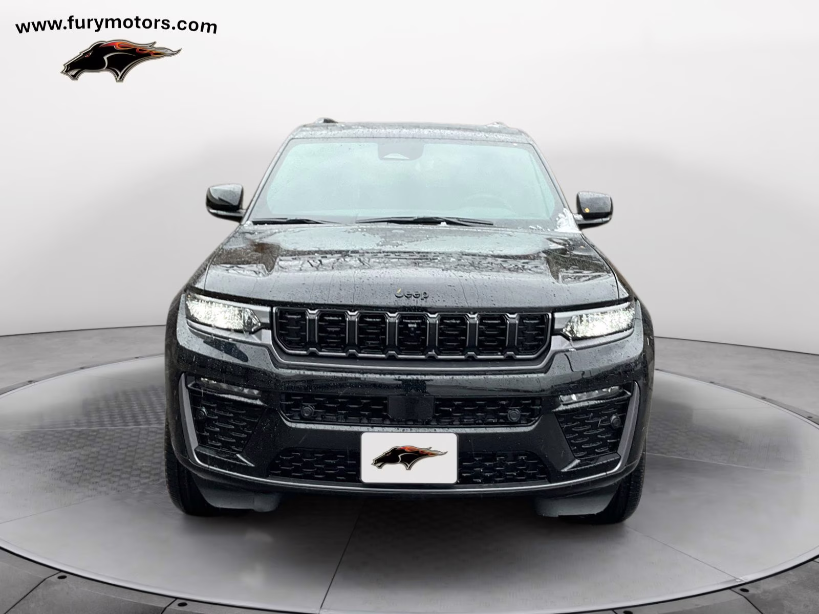 2026 Diamond Black Crystal Pearlcoat Jeep Grand Cherokee Limited 4X4 SUV