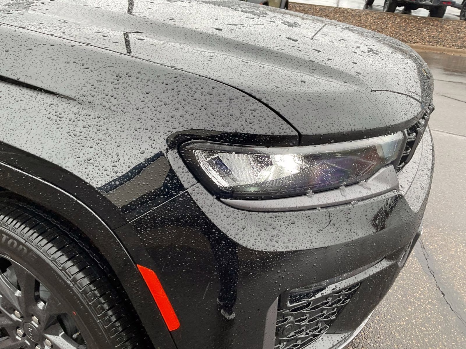 2026 Diamond Black Crystal Pearlcoat Jeep Grand Cherokee Limited 4X4 SUV