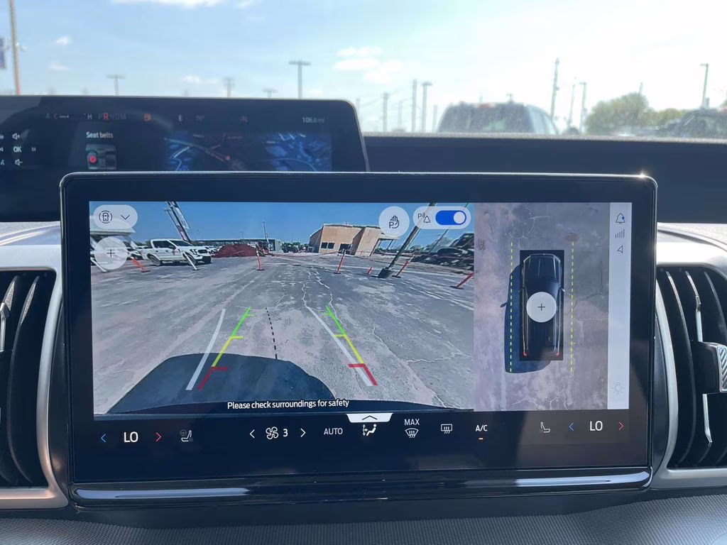 2025 Black Metallic Ford Expedition Active 4X4 SUV