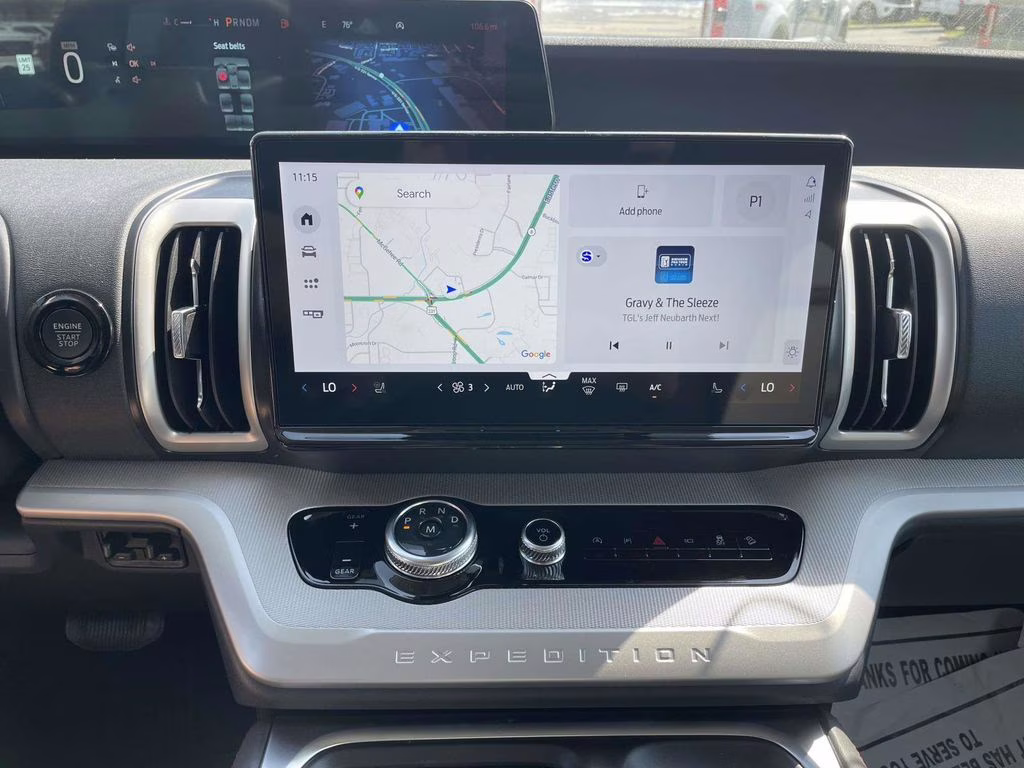 2025 Black Metallic Ford Expedition Active 4X4 SUV