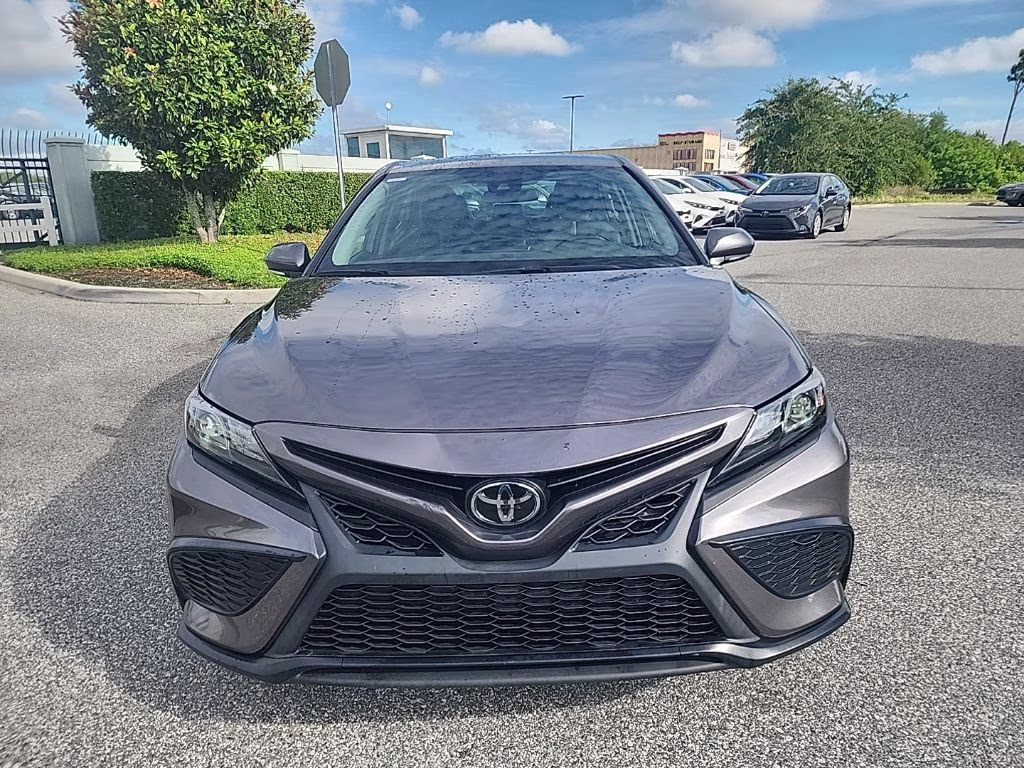 2023 Predawn Gray Mica Toyota Camry SE FWD Sedan