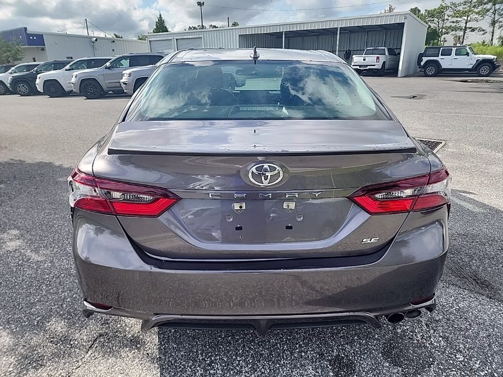 2023 Predawn Gray Mica Toyota Camry SE FWD Sedan