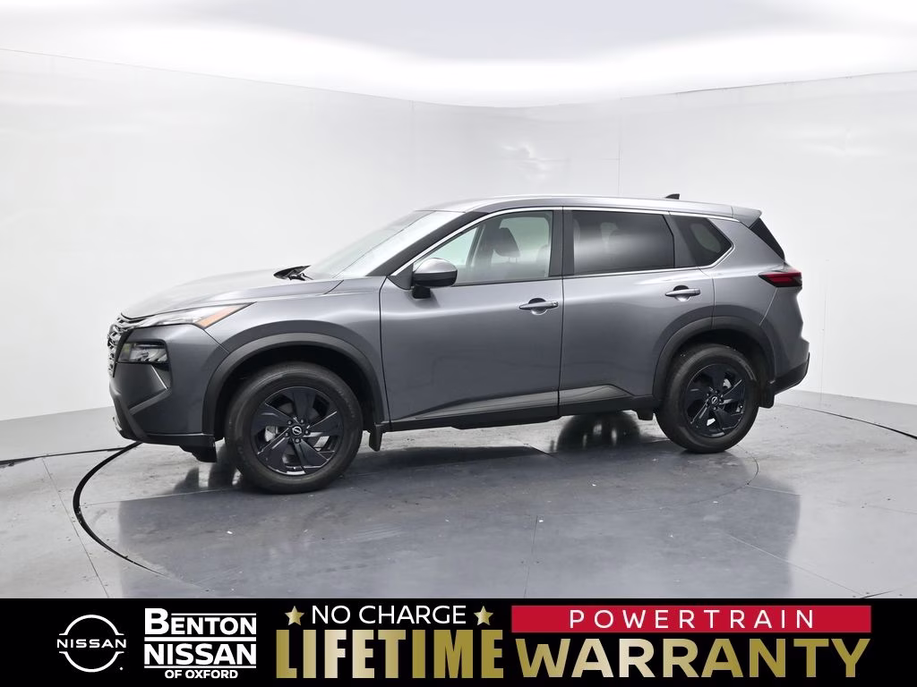2026 Nissan Rogue SV FWD's photo