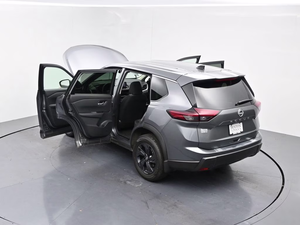 2026 Gun Metallic Nissan Rogue SV FWD SUV