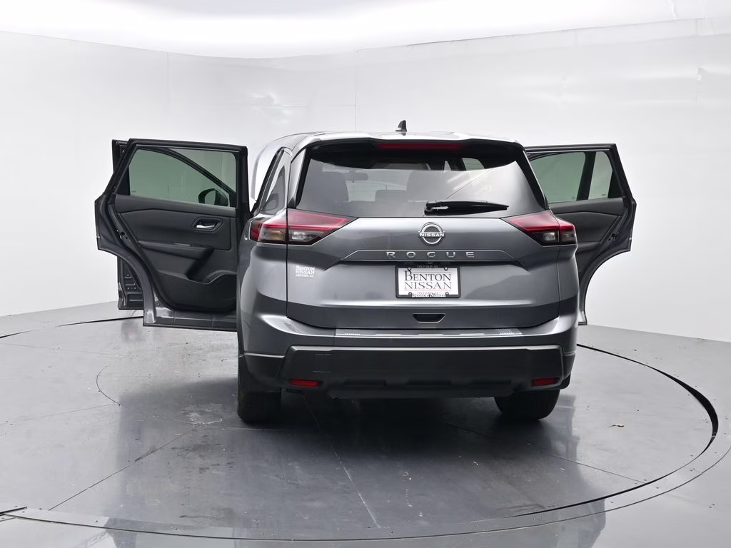 2026 Gun Metallic Nissan Rogue SV FWD SUV