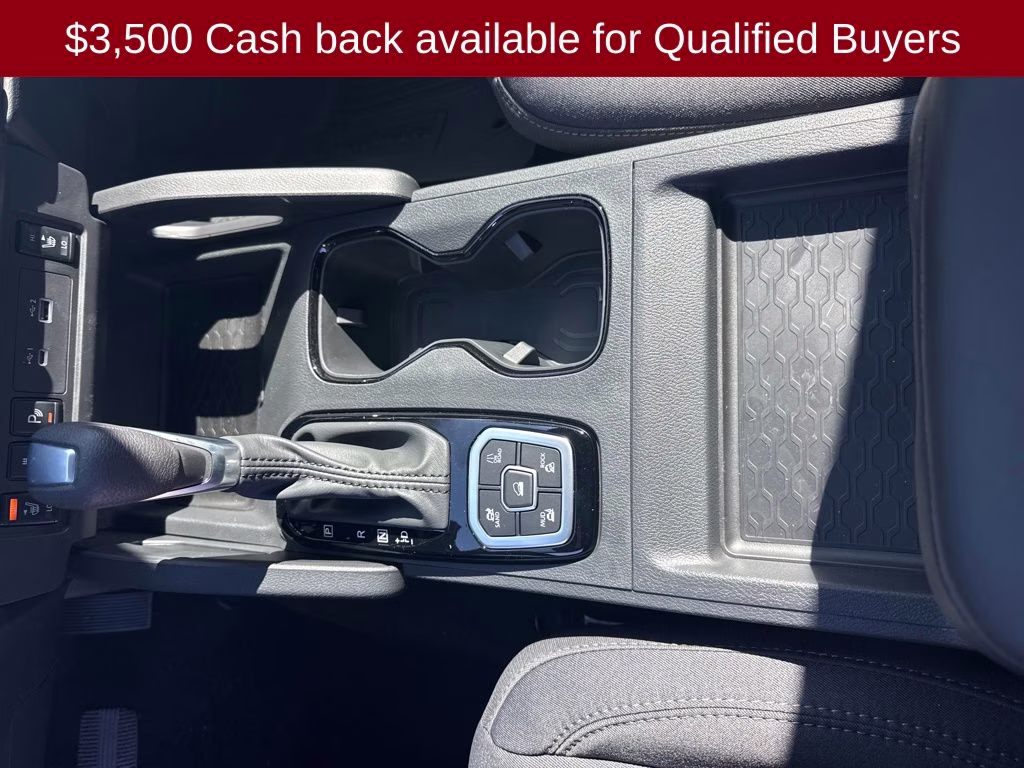 2026 Boulder Gray Pearl Nissan Frontier SV 4X4 Truck