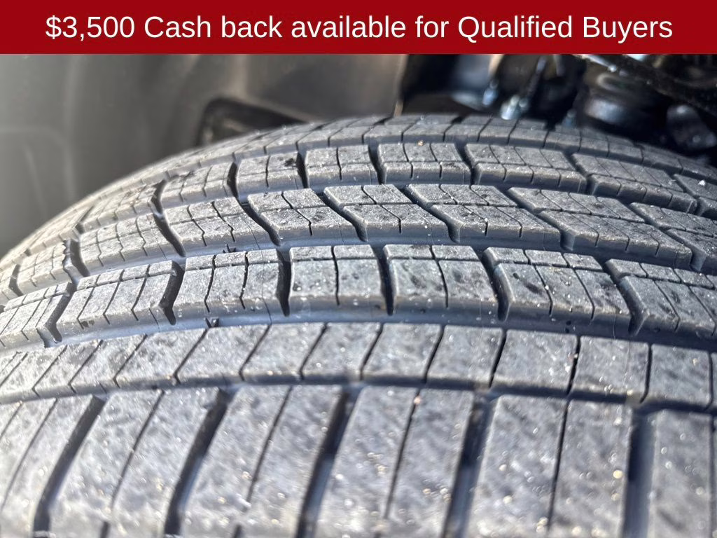 2026 Boulder Gray Pearl Nissan Frontier SV 4X4 Truck