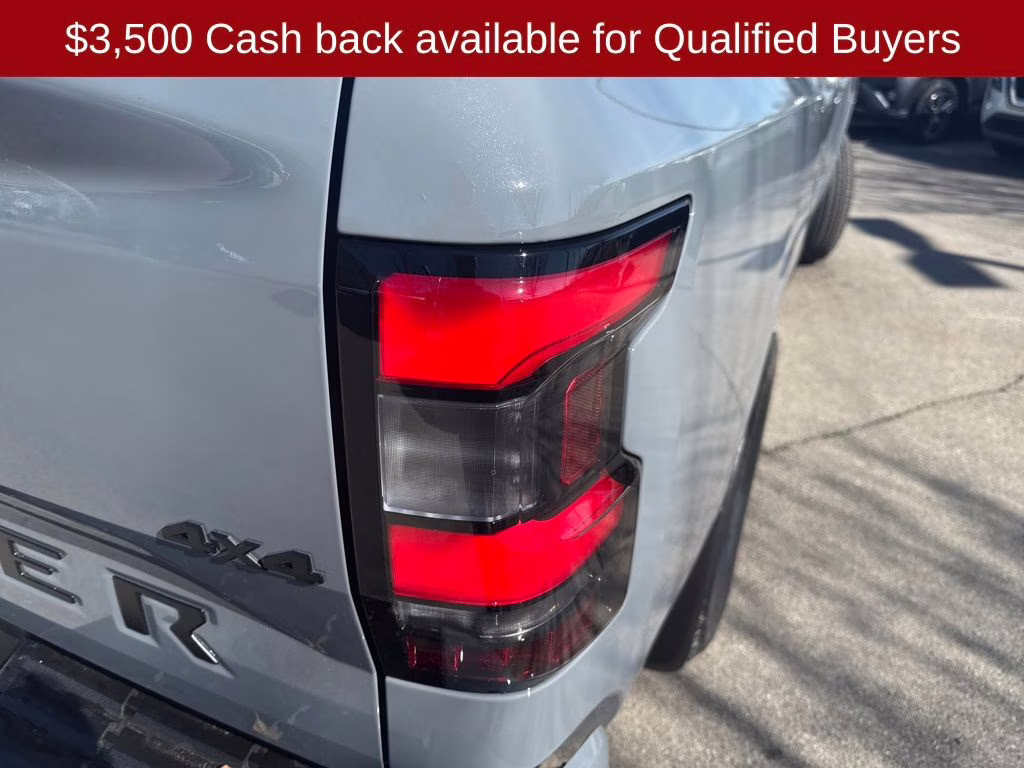 2026 Boulder Gray Pearl Nissan Frontier SV 4X4 Truck