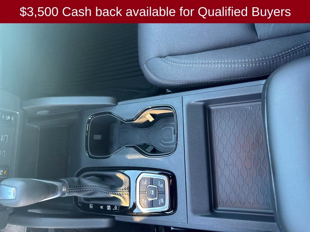 2026 Boulder Gray Pearl Nissan Frontier SV 4X4 Truck