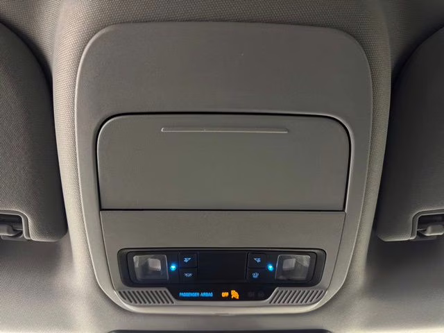 2022 White Metallic Ford F-150 5.0 V8 XLT 4X4 Truck