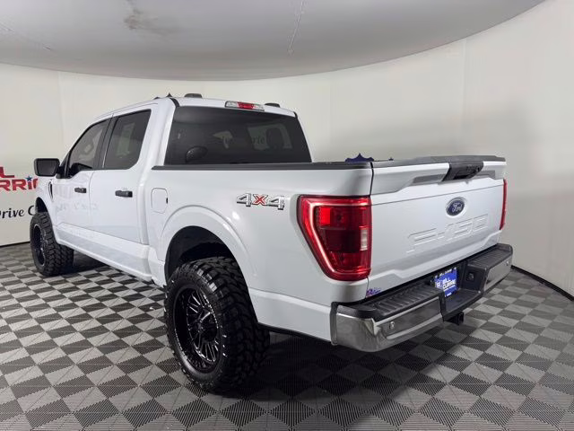 2022 White Metallic Ford F-150 5.0 V8 XLT 4X4 Truck