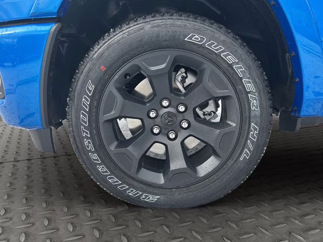 2026 Hydro Blue Pearlcoat Ram 1500 Big Horn Night Edition 4X4 Truck