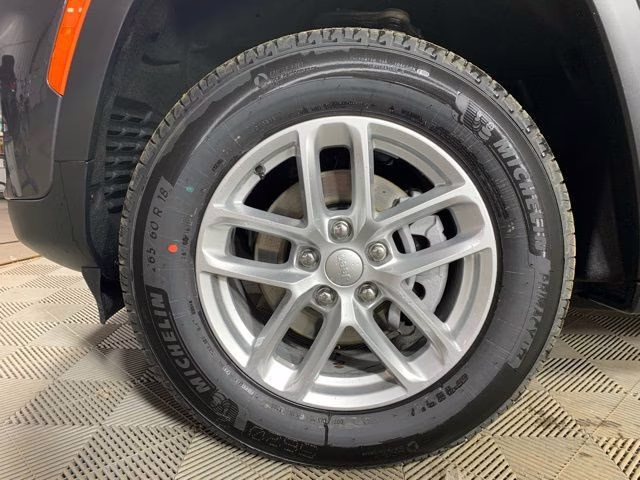 2026 Baltic Gray Metallic Clearcoat Jeep Grand Cherokee Laredo X 4X4 SUV