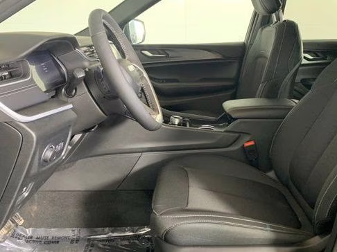 2026 Diamond Black Crystal Pearlcoat Jeep Grand Cherokee Laredo X 4X4 SUV