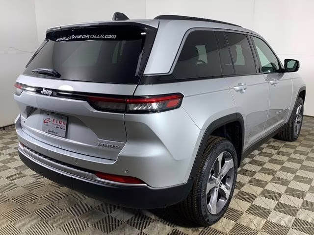 2026 Silver Zynith Jeep Grand Cherokee Limited 4X4 SUV