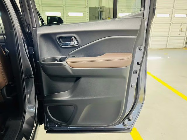 2026 Modern Steel Metallic Honda Ridgeline RTL AWD Truck