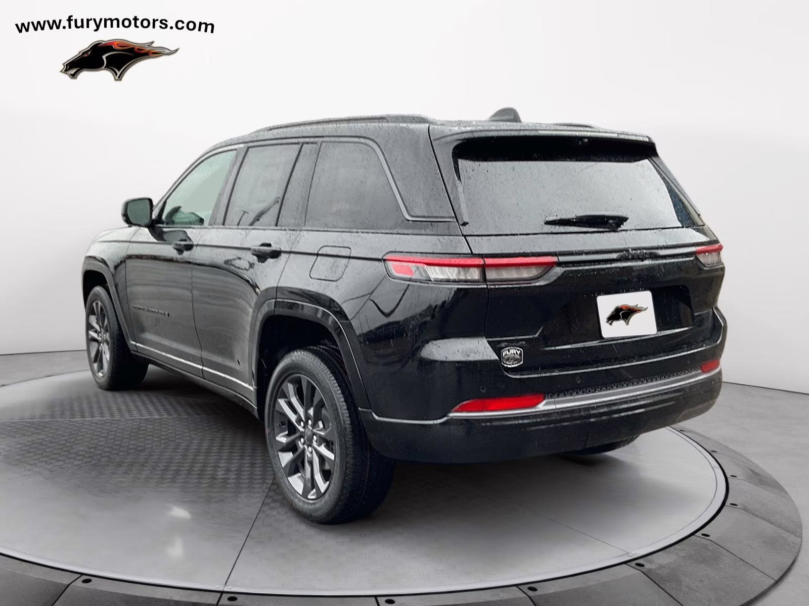 2026 Diamond Black Crystal Pearlcoat Jeep Grand Cherokee Limited 4X4 SUV