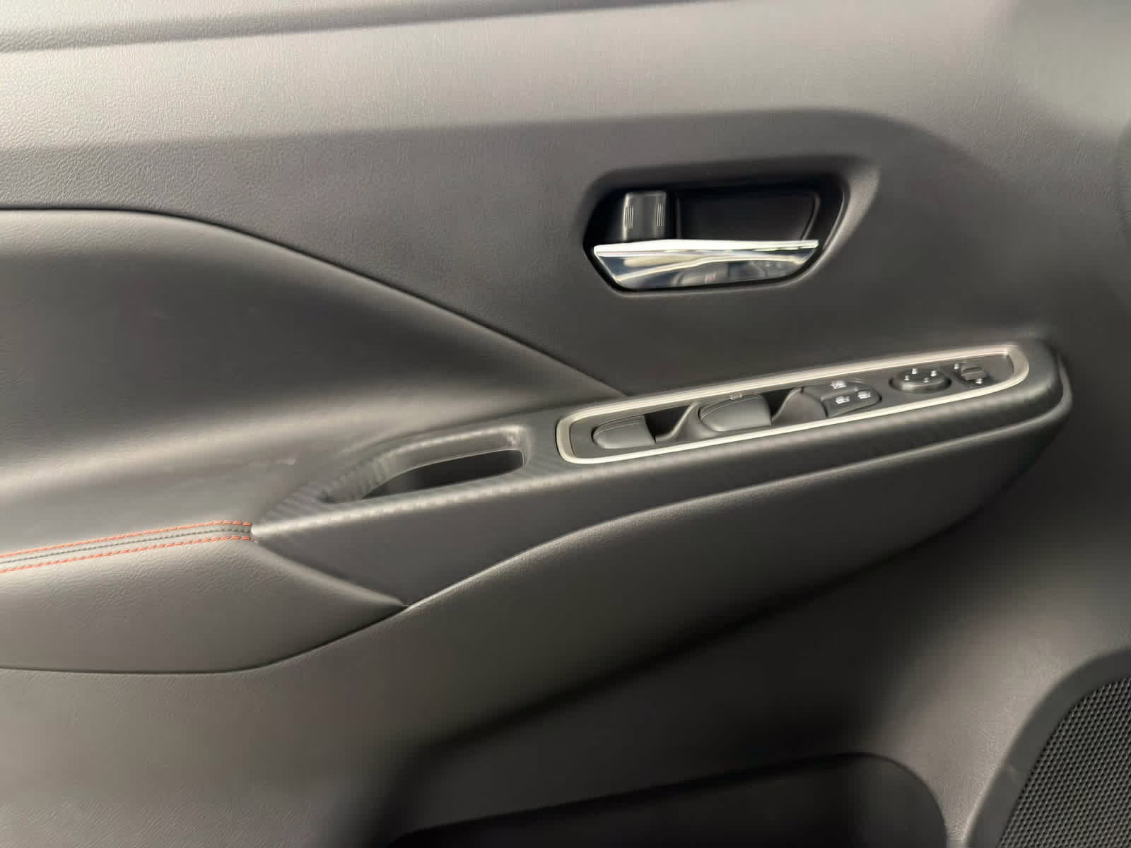 2025 Gray Sky Pearl Nissan Versa SR FWD Sedan