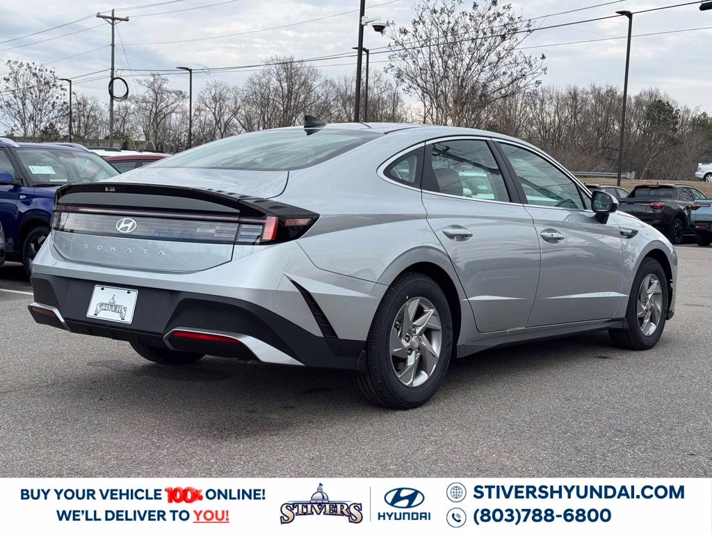 2026 Aero Silver Hyundai Sonata SE FWD Sedan