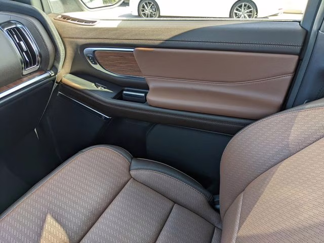 2026 Star White Metallic Tri-Coat Ford Expedition Max King Ranch 4X4 SUV