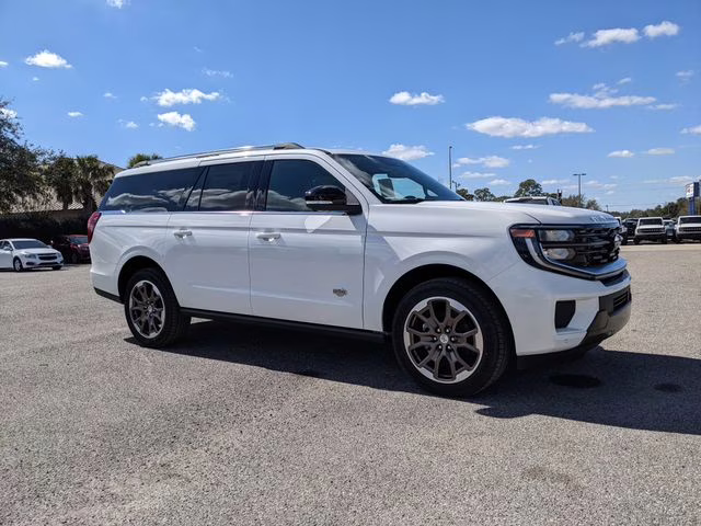 2026 Star White Metallic Tri-Coat Ford Expedition Max King Ranch 4X4 SUV