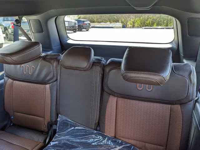 2026 Star White Metallic Tri-Coat Ford Expedition Max King Ranch 4X4 SUV