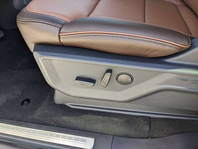 2026 Star White Metallic Tri-Coat Ford Expedition Max King Ranch 4X4 SUV