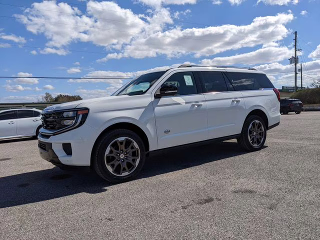 2026 Star White Metallic Tri-Coat Ford Expedition Max King Ranch 4X4 SUV