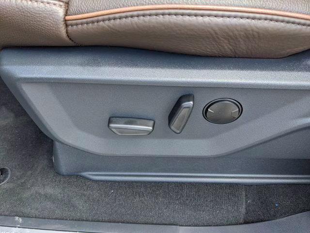 2026 Agate Black Metallic Ford Expedition Max King Ranch 4X4 SUV